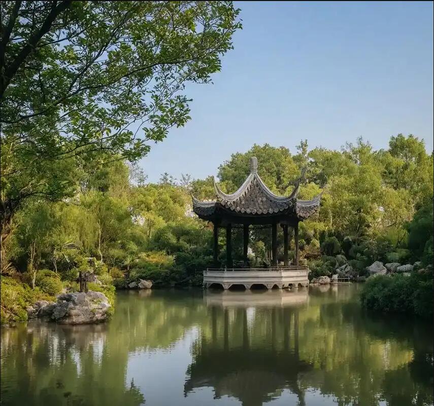 长沙雨花秋翠运动有限公司